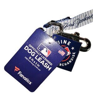 New York Yankees Dog Leash‎  5 feet x 1 in.